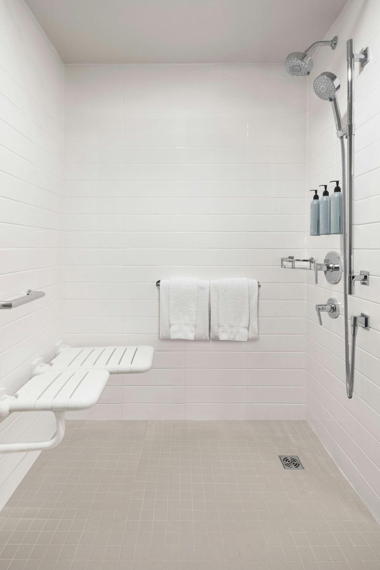 Residence Inn By Marriott Montreal Airport Dorval Ngoại thất bức ảnh