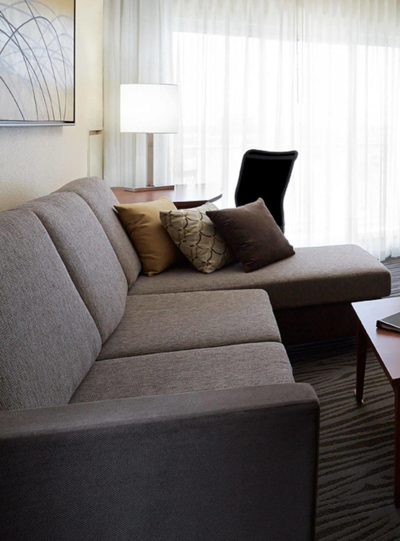 Residence Inn By Marriott Montreal Airport Dorval Ngoại thất bức ảnh